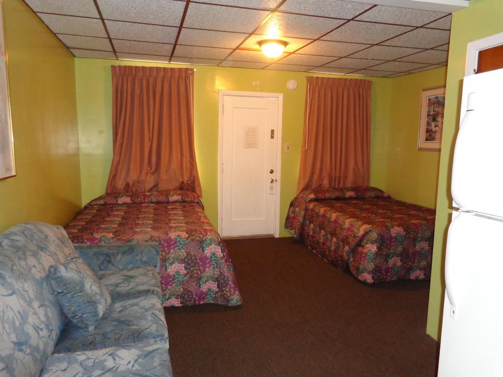 Motel Fountain 3*